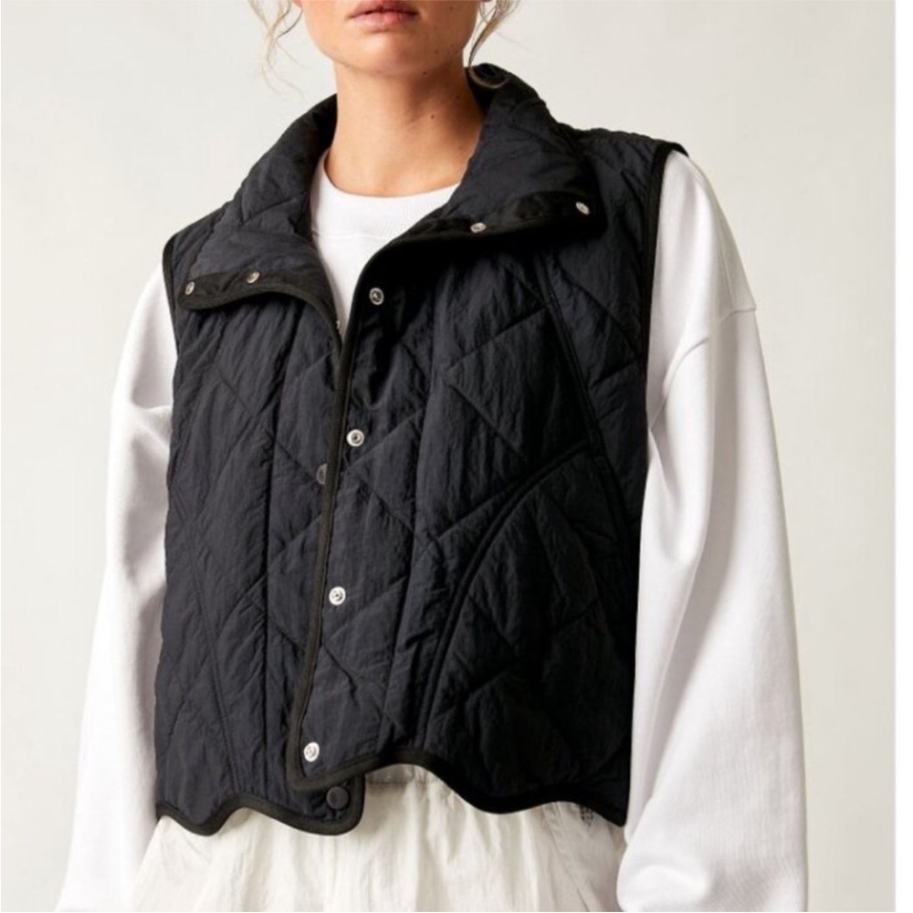Free People Quinn Black Quilted Women's Vest